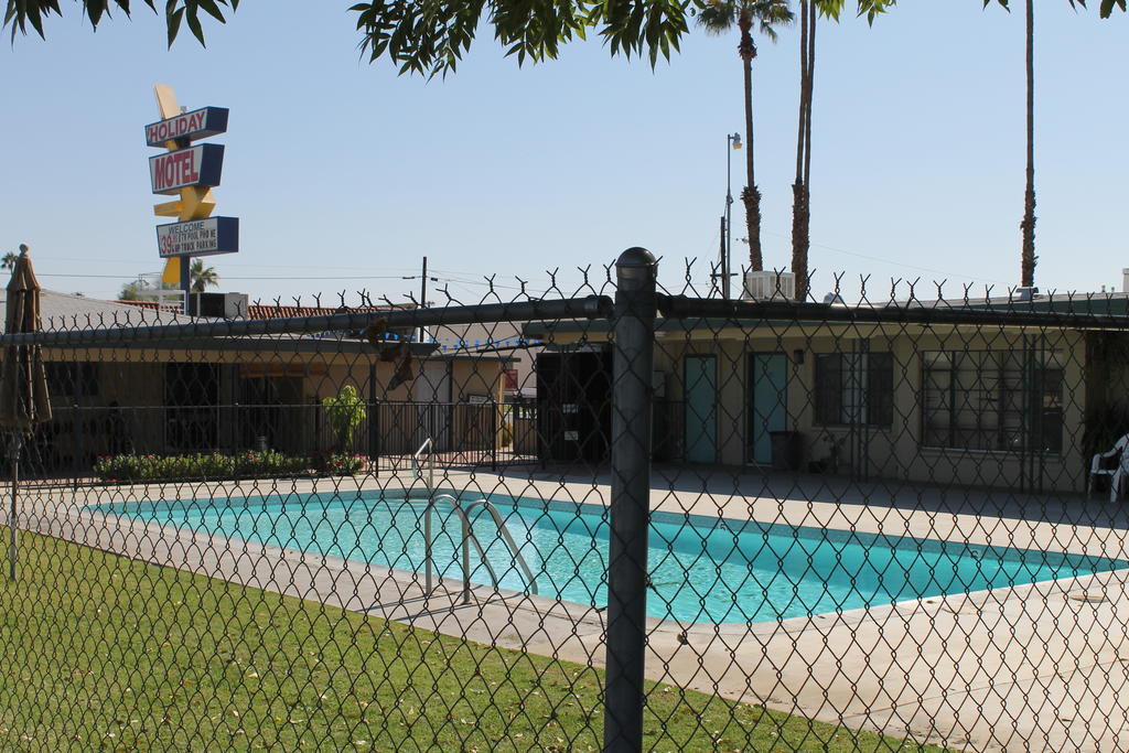 Indio Holiday Motel Extérieur photo