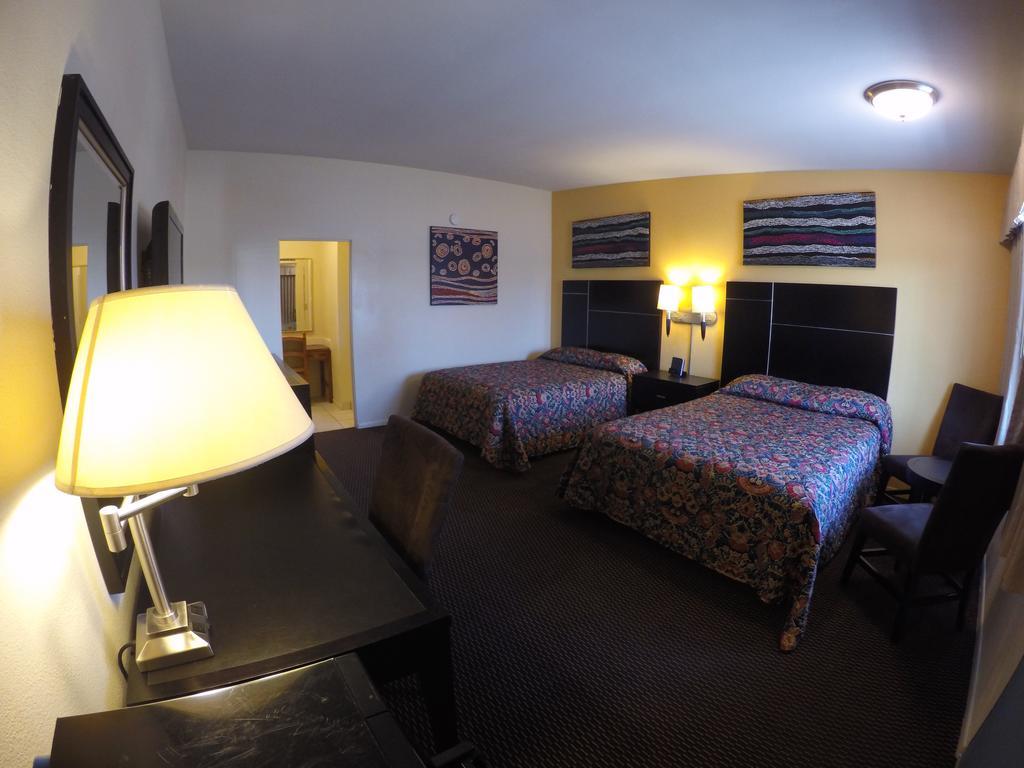 Indio Holiday Motel Extérieur photo