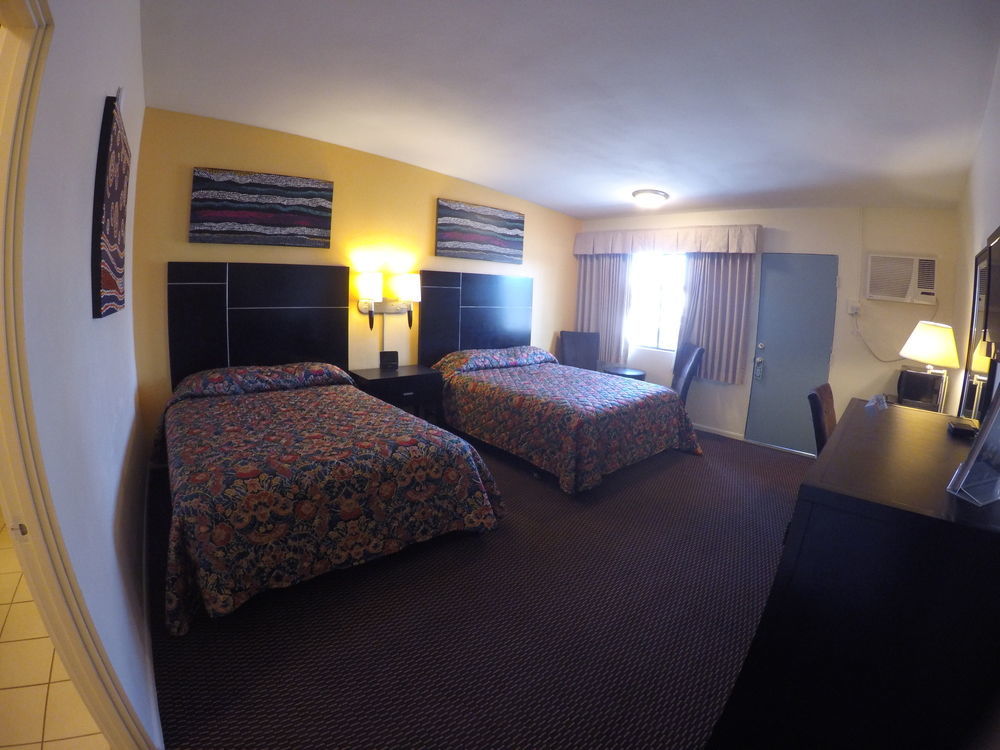 Indio Holiday Motel Extérieur photo